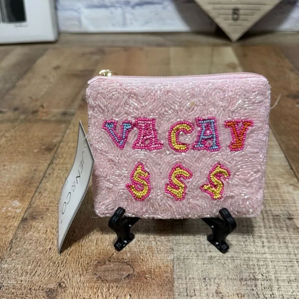 Ricki Beaded Coin Pouch
Jen & Co. nwt vacay money
